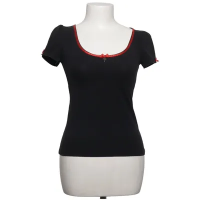 Top (Black, Red) from Queen of Darkness