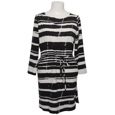Wikkeljurk (Zwart, Wit) van Mango Collection