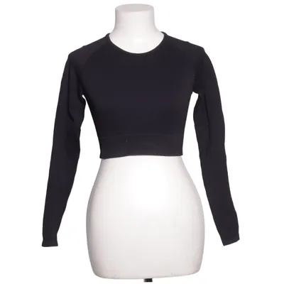 Crop top (Svart) från Amin