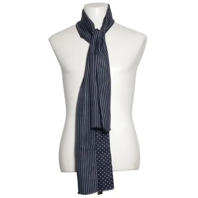 Scarf (Blue, White) from Oscar Jacobson