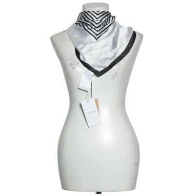 Kostymsjal (Itessa Scarf) från VILA Polyester