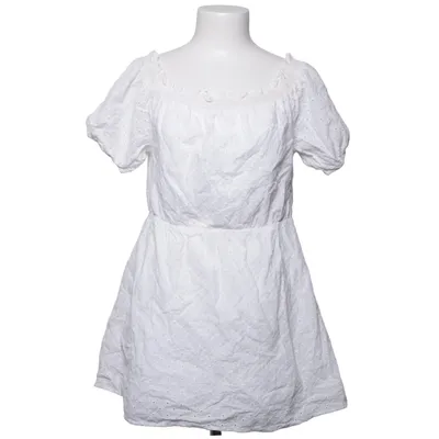 Robe (Off Shoulder Puffy Sleeve Dress) de Donna Romina x NA-KD Coton