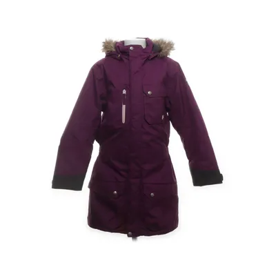 Vinterkappa (Lila) från Helly Hansen Akryl, Polyamid, Polyester, Polyuretan, Pälsimitation
