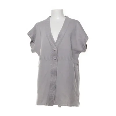 Vest (Gray) from Ambria Acrylic