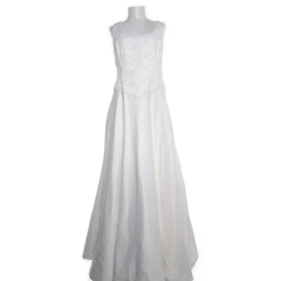 Robe de mariée (Blanc) de Sincerity Bridal