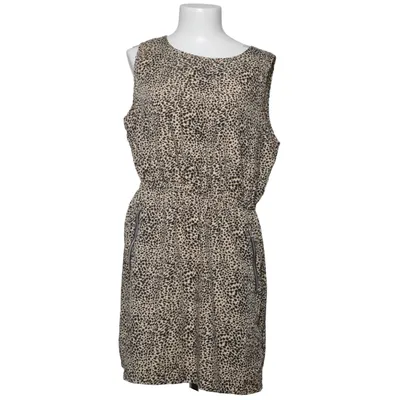 Dress (Beige, Black) from Tutti Frutti Polyester