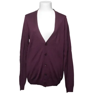 Cardigan (Streamline) from Nikolaj d’Étoiles Merino wool