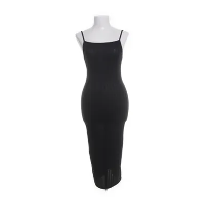 Kjole (Sort) fra PrettyLittleThing