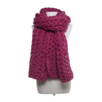 Scarf (Pink) from Kilian Kerner