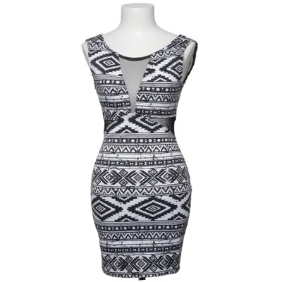 Jurk (Zwart, Wit) van Charlotte Russe Elastaan, Polyester