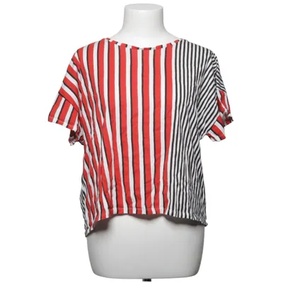T-shirt (Rouge, Noir, Blanc) de Zara Basic Collection