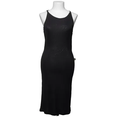 Robe (Noir) de Enzo Loco