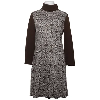 Robe à col roulé (Marron, Blanc) de Petri