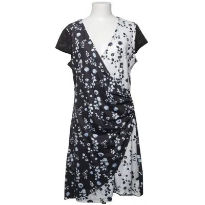 Dress (Black, White, Blue) from Smash Elastane, Polyester