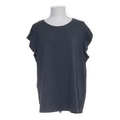 Top (Gray) from Essentials Organic cotton