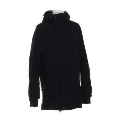 Winter coat (Black) from Krakatau Nylon, Polyester