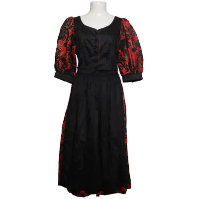 Dirndl (Sort, Rød) fra Salzburger Drindl Silke