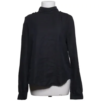 Blus (Svart) från Soaked in Luxury