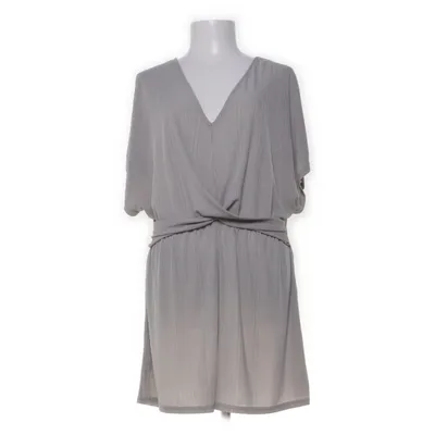 Byxdress (Grå) från Qed London