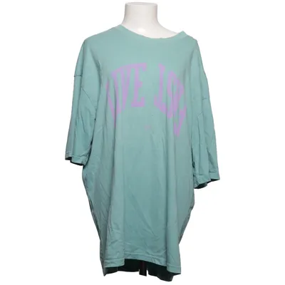 T-shirt (Grön) från Lfdy Bomull