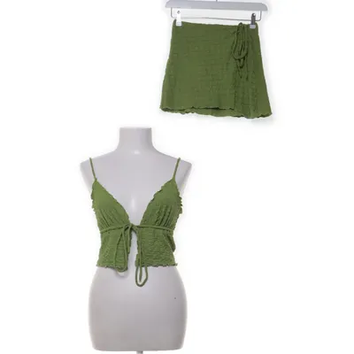 Set (Green) from Pull & Bear