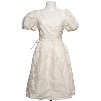 Omlottklänning (Beige) från YAS Polyester
