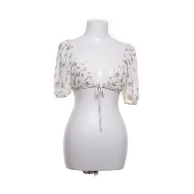 Crop top (M6950T-1) från Emory Park Viskos