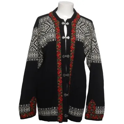 Strickjacke (Schwarz, Weiß, Rot, Grün, Gelb) von Nordstrikk Wolle