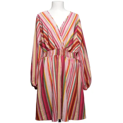 Robe (Rose, Rouge, Multicolore) de Shein Curve Polyester