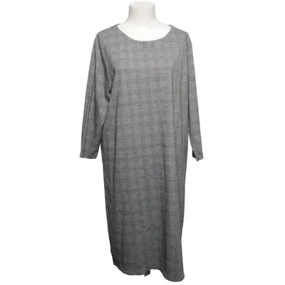 Robe (Gris) de Lisa Tossa