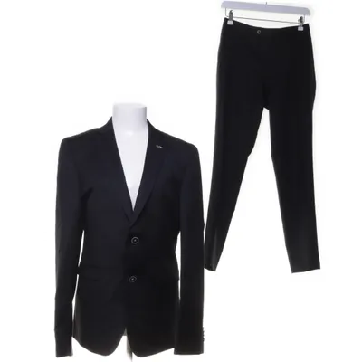 Kostym (Kapea malli) från SAND Ull