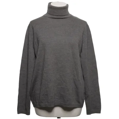 Turtleneck (Gray) from Jones Armstrong