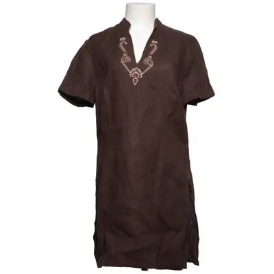 Robe (Marron) de Dresses Unlimited Lin