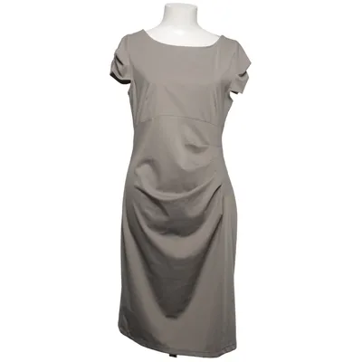 Robe (Beige) de Vestino