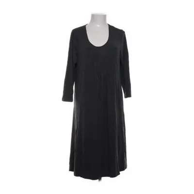 Klänning (Grå) från Signature Experience