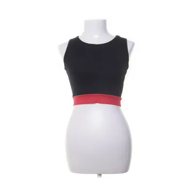 Crop top (Black) from Bring Sportswear