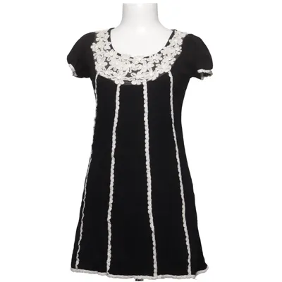 Dress (Black, White) from Louise Orop