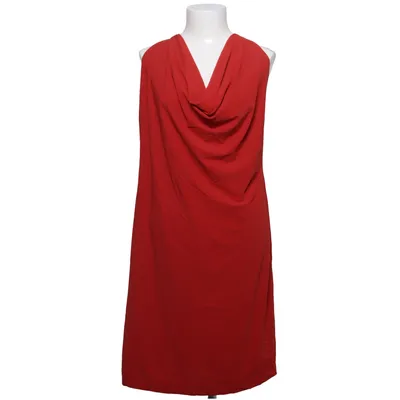 Robe (Rouge) de No Man's Land