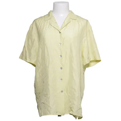 Chemise à manches courtes (Jaune) de Änny N Soie