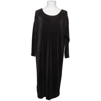 Kjole (Grå) fra Cha Cha Polyester