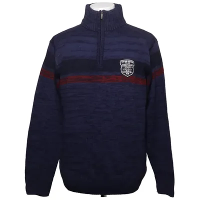Sweater (Blue, Red) from Basic Equipment