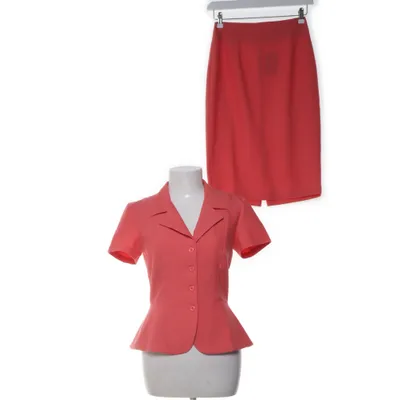 Dräkt (Röd) från Daisy Dapper
