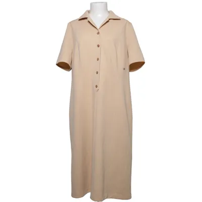 Robe chemise (Beige) de Karelia Lin, Polyester