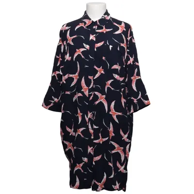 Skjortklänning (Xian Bird Dress) från Soaked in Luxury Viskos