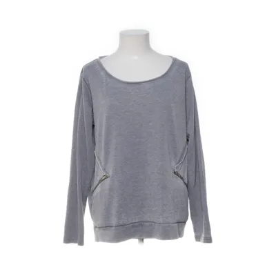 Sweatshirt (Gray) from Lipo Lipo