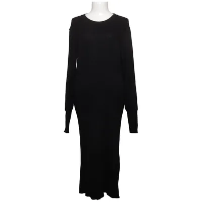 Robe longue (Noir) de Soft Rebels Polyamide, Viscose