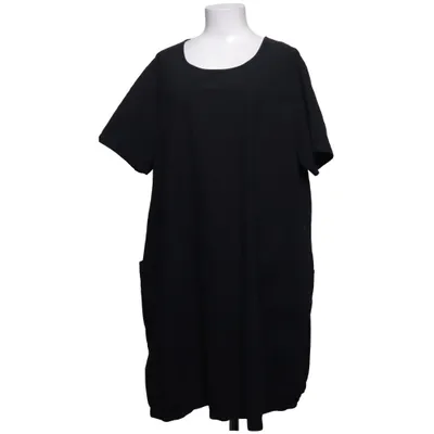 Klänning (DNY1114) från DNY CPH Bomull