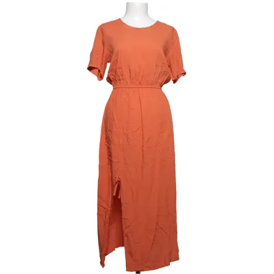 Jurk (Oranje) van Rinascimento Viscose