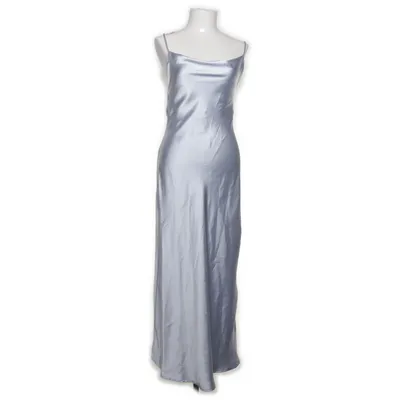 Robe longue (Bleu) de Zara Polyester