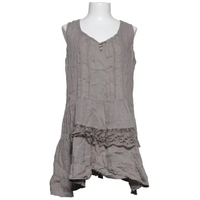 Robe (Beige) de Ambra Lin